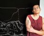 Genaro Moreno utiliza telas e hilos para interpretar y analizar la figura masculina